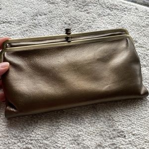 HOBO Lauren Clutch-Wallet